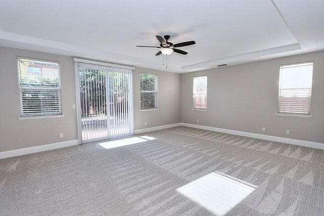 451 Hawkcrest Cir, Sacramento, CA 95835