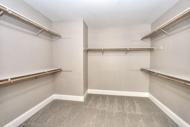 451 Hawkcrest Cir, Sacramento, CA 95835