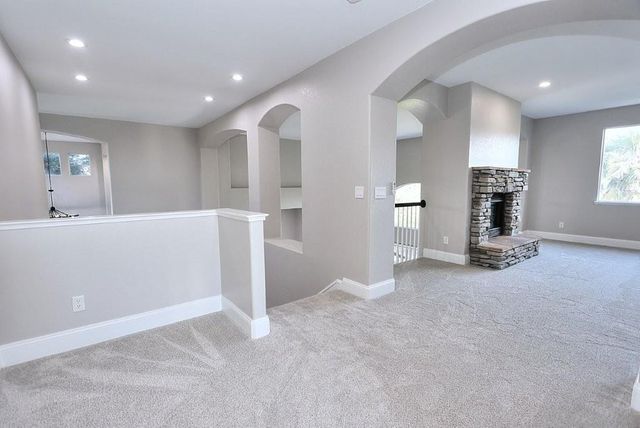 451 Hawkcrest Cir, Sacramento, CA 95835