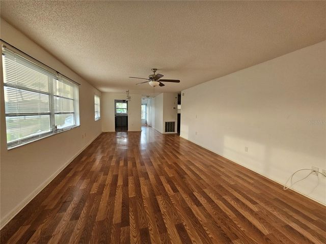 2850 59TH STREET S 115, St Petersburg, FL 33707