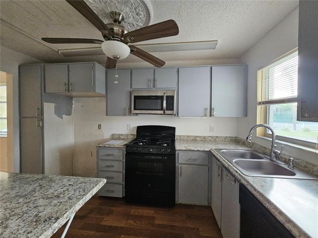 2850 59TH STREET S 115, St Petersburg, FL 33707