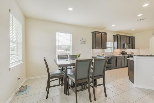 341 Gallant Fox Way, Woodbranch, TX 77357