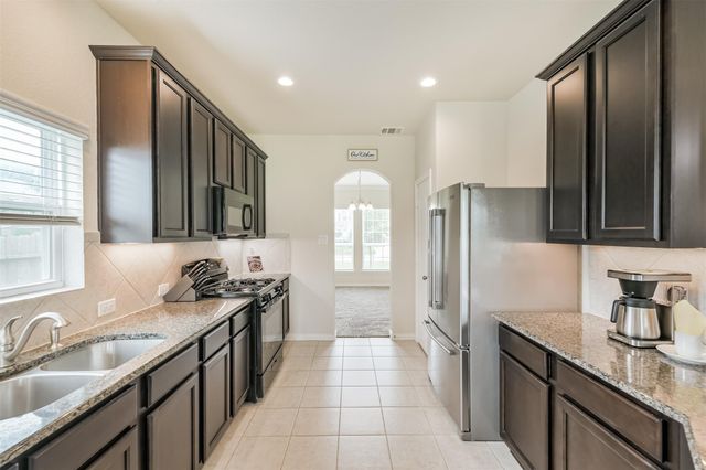 341 Gallant Fox Way, Woodbranch, TX 77357