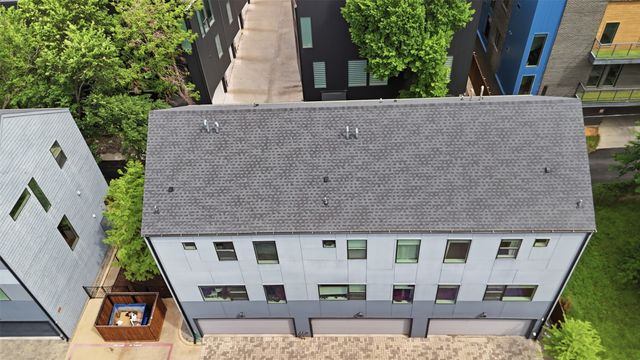 427 W 10th Street 803, Dallas, TX 75208