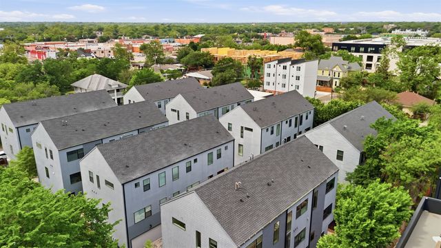 427 W 10th Street 803, Dallas, TX 75208