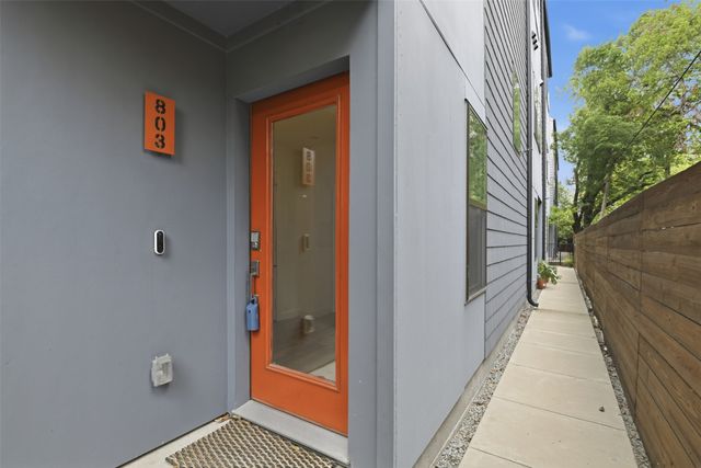 427 W 10th Street 803, Dallas, TX 75208