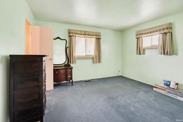59656 Lee Avenue, Elkhart, IN 46517
