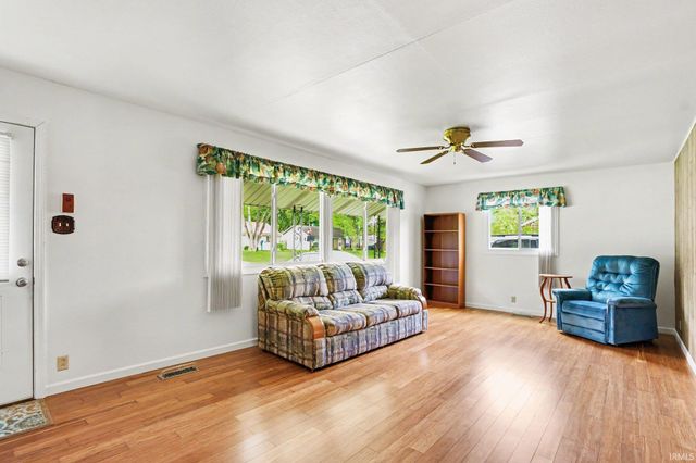 59656 Lee Avenue, Elkhart, IN 46517