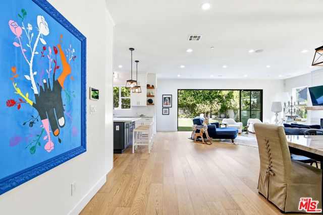 8308 Mcconnell Avenue, Los Angeles, CA 90045