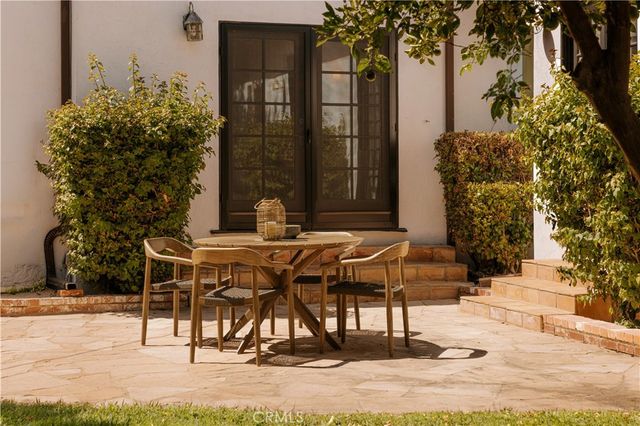4442 Farmdale Avenue, Studio City, CA 91602