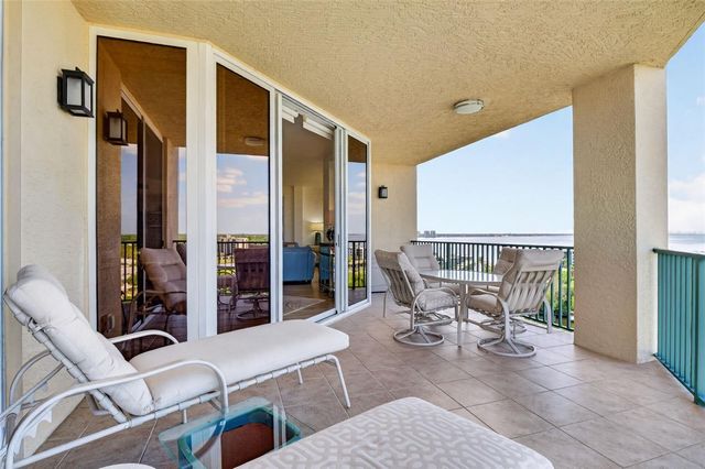3426 HANCOCK BRIDGE PARKWAY 1008, North Fort Myers, FL 33903