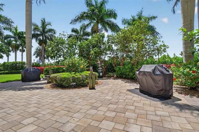3426 HANCOCK BRIDGE PARKWAY 1008, North Fort Myers, FL 33903