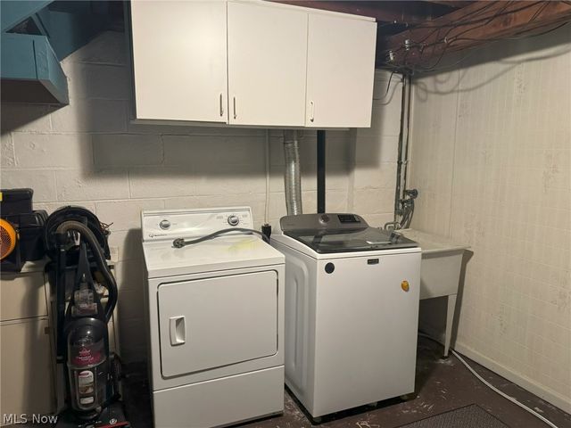 414 E Paige Avenue, Barberton, OH 44203