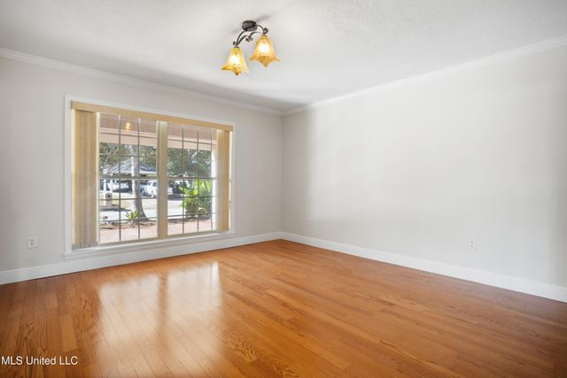 15 Villa Cove Drive, Gulfport, MS 39507