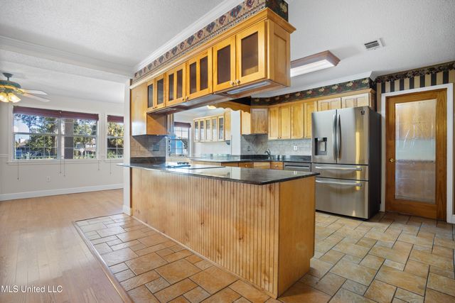 15 Villa Cove Drive, Gulfport, MS 39507