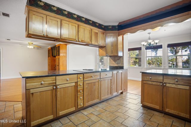 15 Villa Cove Drive, Gulfport, MS 39507