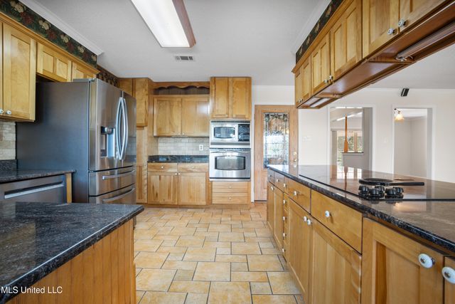 15 Villa Cove Drive, Gulfport, MS 39507