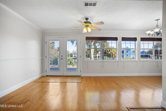 15 Villa Cove Drive, Gulfport, MS 39507