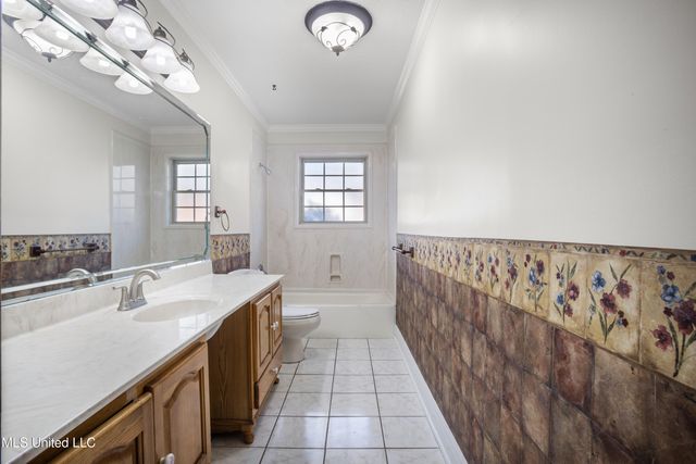 15 Villa Cove Drive, Gulfport, MS 39507