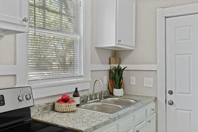 2671 Olympia Avenue, North Charleston, SC 29405