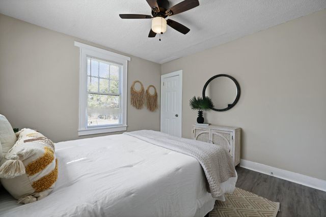 2671 Olympia Avenue, North Charleston, SC 29405