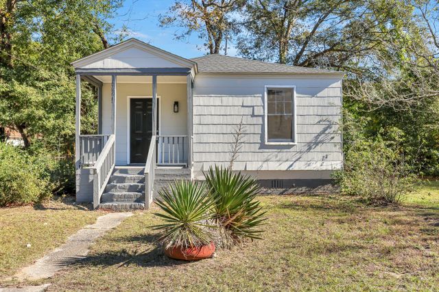 2671 Olympia Avenue, North Charleston, SC 29405