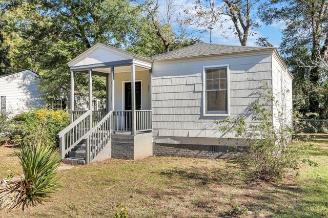 2671 Olympia Avenue, North Charleston, SC 29405