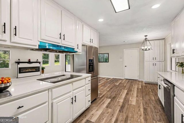 2500 AMALFI Drive, Conyers, GA 30012