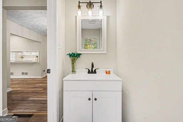 2500 AMALFI Drive, Conyers, GA 30012