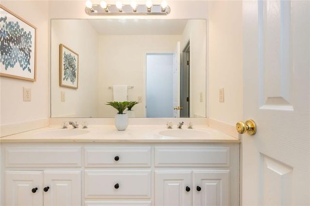4415 Burgess Hill Lane, Johns Creek, GA 30022