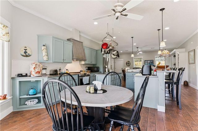 6370 Dover Bluff Road, Waverly, GA 31565
