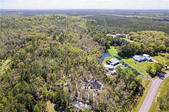 6370 Dover Bluff Road, Waverly, GA 31565