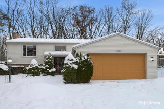 1706 Autumn Lane, Lansing Twp, MI 48912
