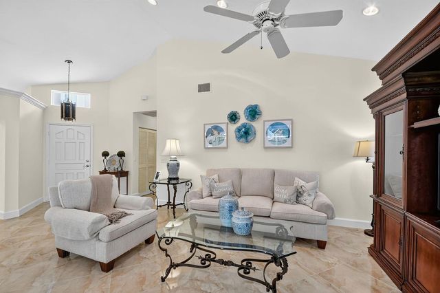 9333 Heathridge Drive, West Palm Beach, FL 33411
