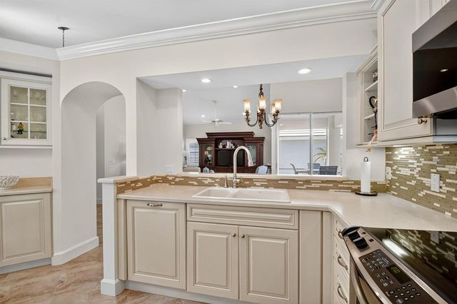 9333 Heathridge Drive, West Palm Beach, FL 33411