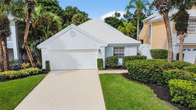 9333 Heathridge Drive, West Palm Beach, FL 33411