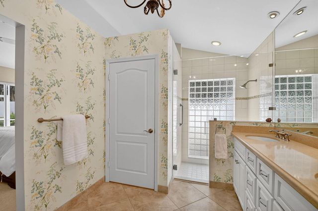 9333 Heathridge Drive, West Palm Beach, FL 33411