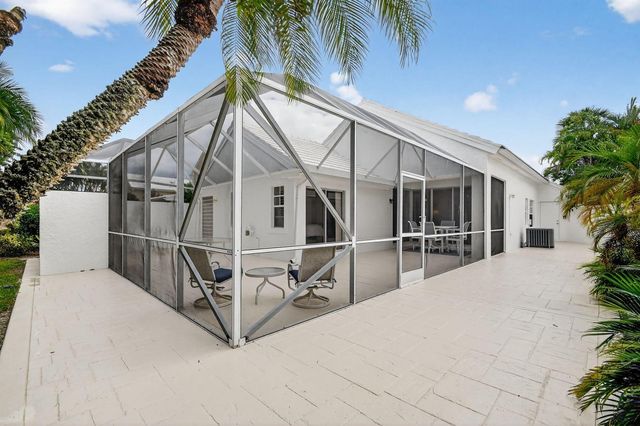 9333 Heathridge Drive, West Palm Beach, FL 33411