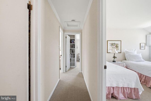 150 PEARL CROFT RD, Cherry Hill, NJ 08034