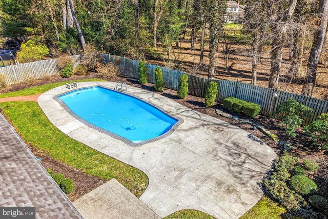 150 PEARL CROFT RD, Cherry Hill, NJ 08034