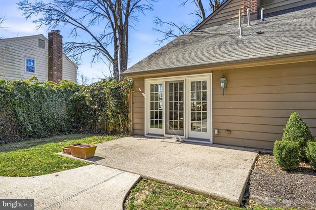 150 PEARL CROFT RD, Cherry Hill, NJ 08034