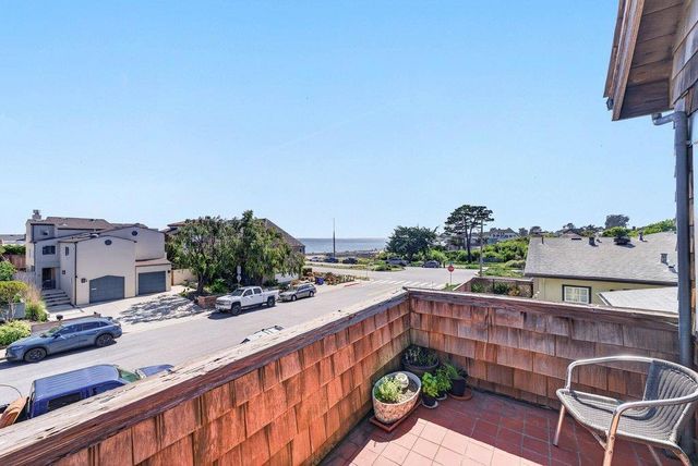1010 Pelton Avenue, Santa Cruz, CA 95060