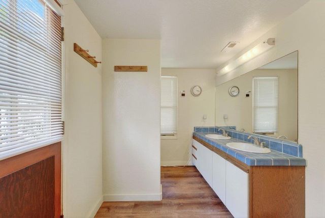 1010 Pelton Avenue, Santa Cruz, CA 95060