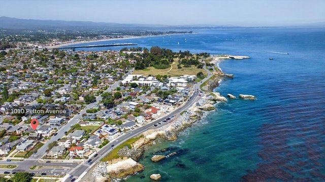 1010 Pelton Avenue, Santa Cruz, CA 95060