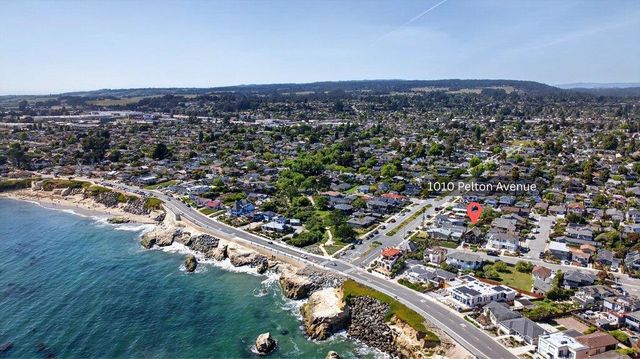 1010 Pelton Avenue, Santa Cruz, CA 95060