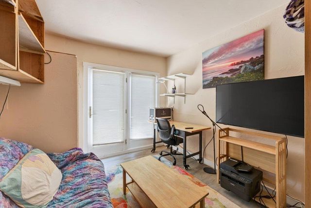1010 Pelton Avenue, Santa Cruz, CA 95060