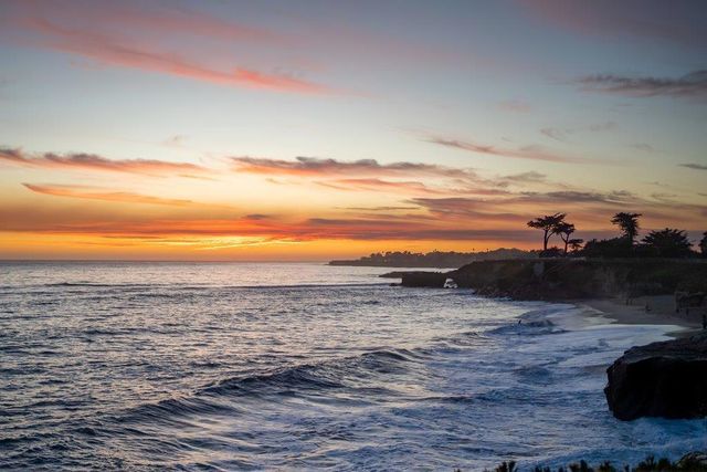 1010 Pelton Avenue, Santa Cruz, CA 95060