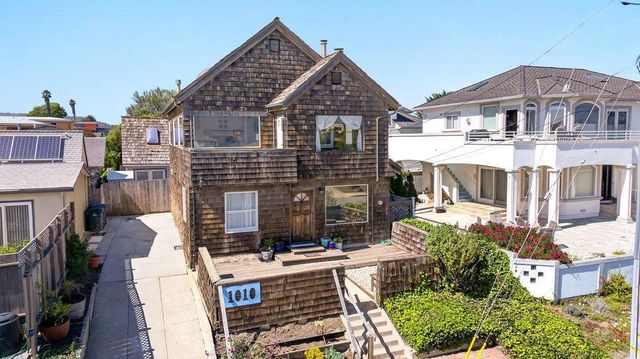 1010 Pelton Avenue, Santa Cruz, CA 95060