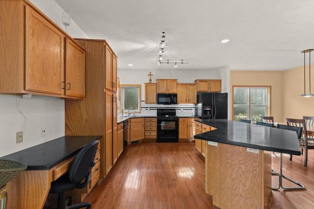 2282 WILLOW WAY DRIVE, Oshkosh, WI 54904