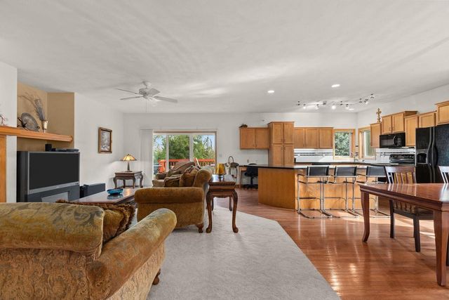 2282 WILLOW WAY DRIVE, Oshkosh, WI 54904
